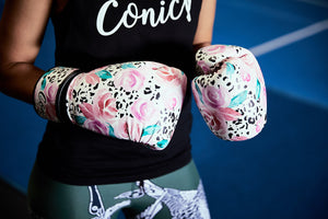 Conic spirit boxing gloves